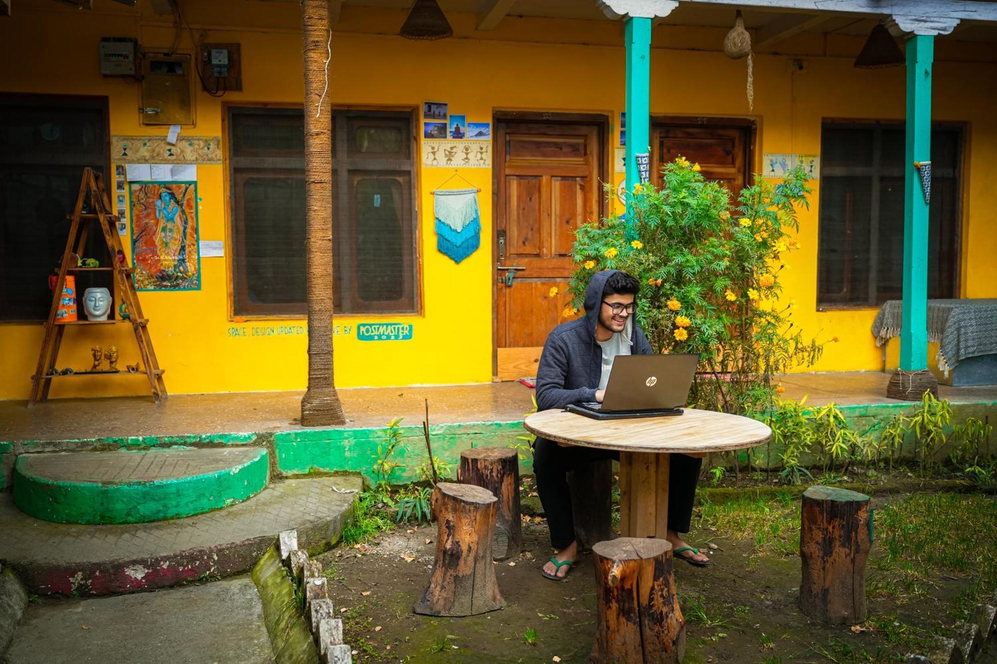 Yaarana Stay & Cafe, Vashisht, Manali ภายนอก รูปภาพ