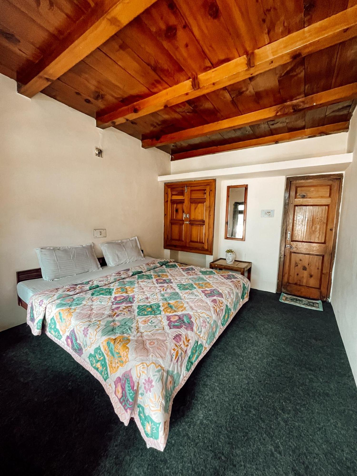 Yaarana Stay & Cafe, Vashisht, Manali ภายนอก รูปภาพ